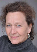   (Ulla Henningsen) 