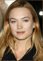   (Sophia Myles) 