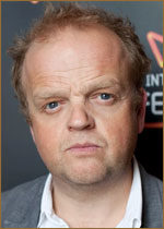   (Toby Jones,    ) 