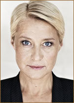   (Trine Dyrholm) 