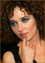   (Valeria Golino) 