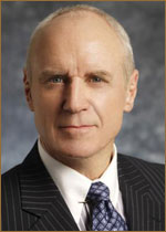   (Alan Dale) 