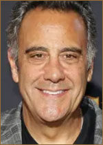   (Brad Garrett) 