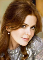   (Isla Fisher, Isla Lang Fisher) 