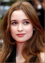   (Alice Englert, Alice Allegra Englert) 