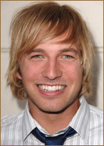   (Ryan Hansen) 