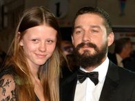 Шайа ЛаБаф и Миа Гот впервые стали родителями