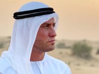 Павел Прилучный отдыхает в Дубае вместе с Агатой Муцениеце