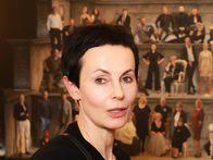 Комедия дель арте: Ирина Апексимова, Дарья Авратинская и Анна Старшенбаум