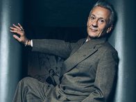 «Для меня ты нерукопожатен»: Олег Меньшиков ответил на обвинения Олега Долина в краже спектакля