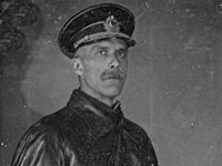 Камерный т-р. У стен Ленинграда. (1944 год). Контрадмирал - Петровский Георгий